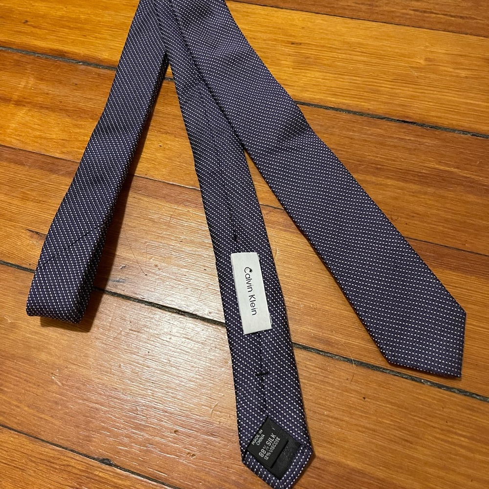 Calvin Klevin Narrow Tie